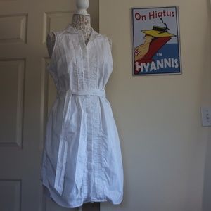 Banana Republic white sleeveless shirt dress